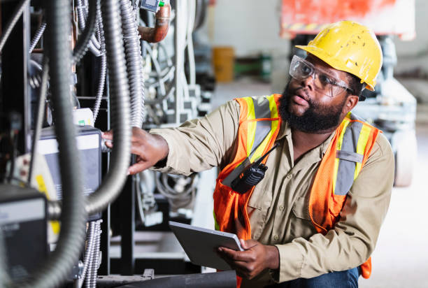 Best Affordable Electrician  in Hanna City, IL